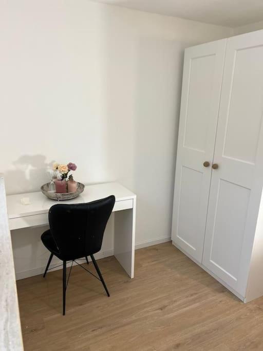 Moderne Gemuetliche Ferienwohnung In FDH Dış mekan fotoğraf