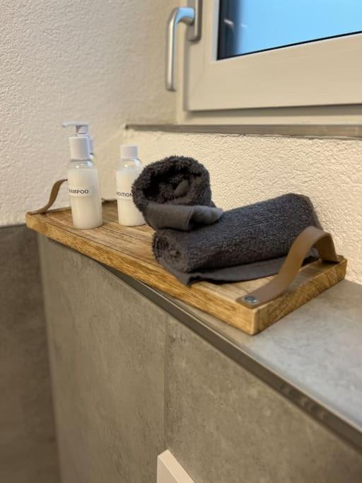 Moderne Gemuetliche Ferienwohnung In FDH Dış mekan fotoğraf